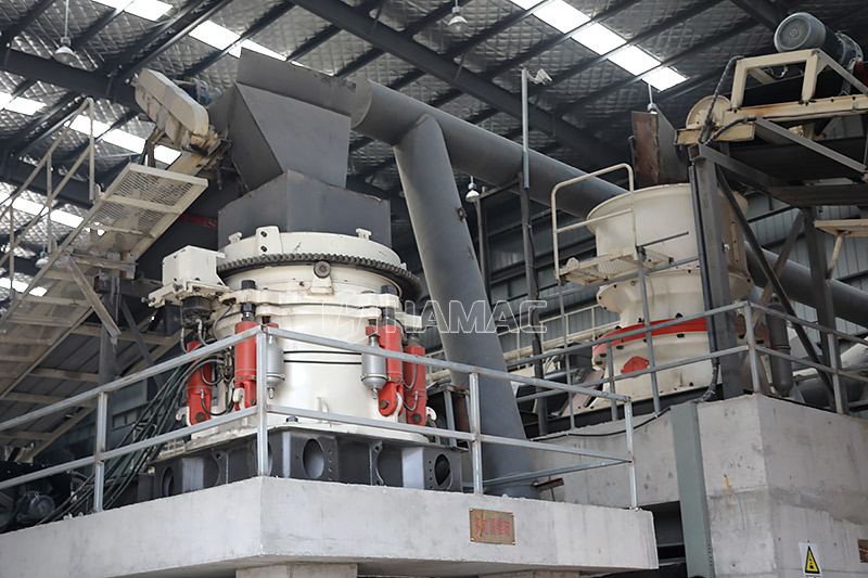 What oil should be used for cone crusher? Gear oil or hydraulic oil?